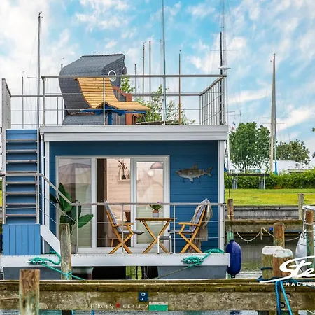 Nessie - Stern Hausboot Hotel na wodzie Kragenæs